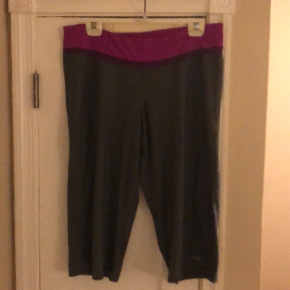 Champion activewear capris